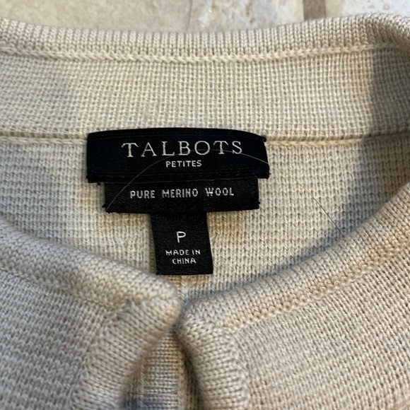 Talbots petite size Petite pure merino wool sweater/jacket with gold buttons - Picture 2 of 2